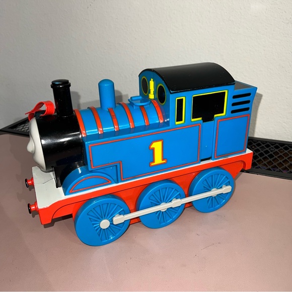 Vintage 1990's Thomas The Tank Engine Train Plastic Carrying Case w/ Strap - Picture 2 of 15